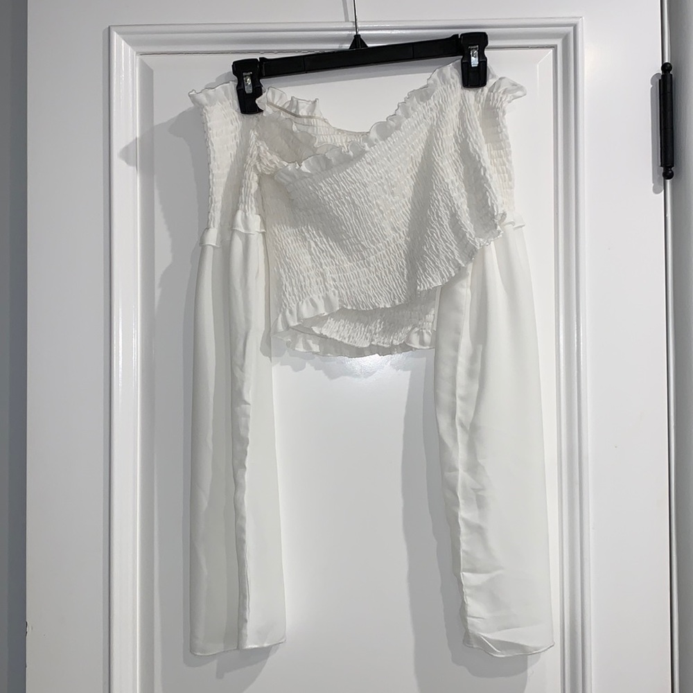 White off the shoulders long sleeve top